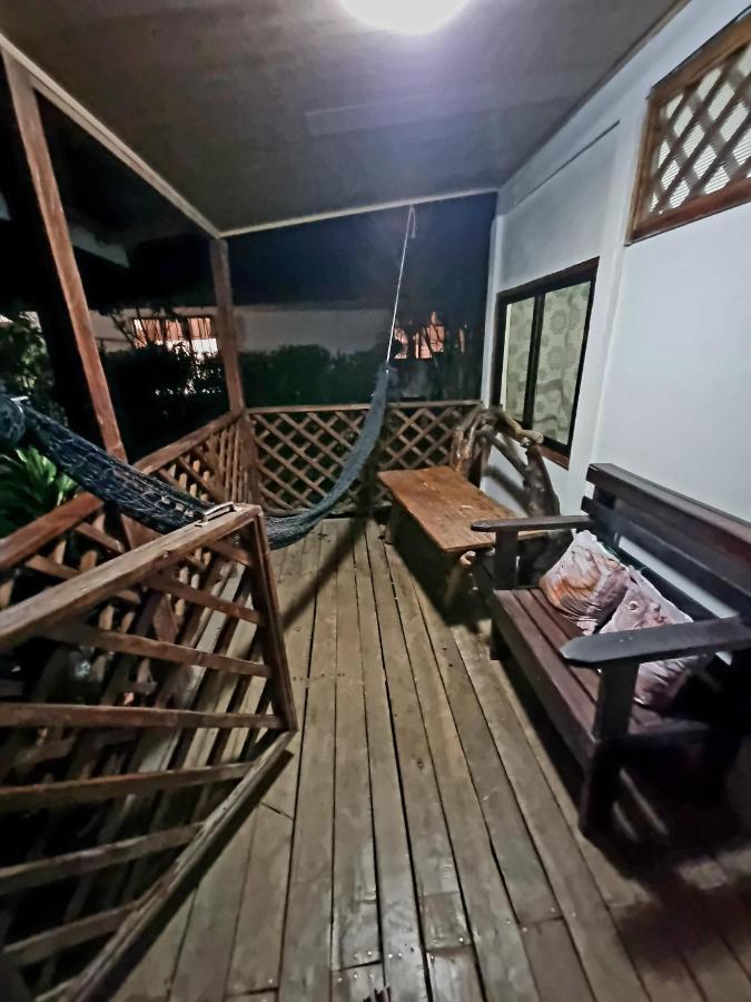 Ballena Oasis Homes & Glamping ウビタ エクステリア 写真