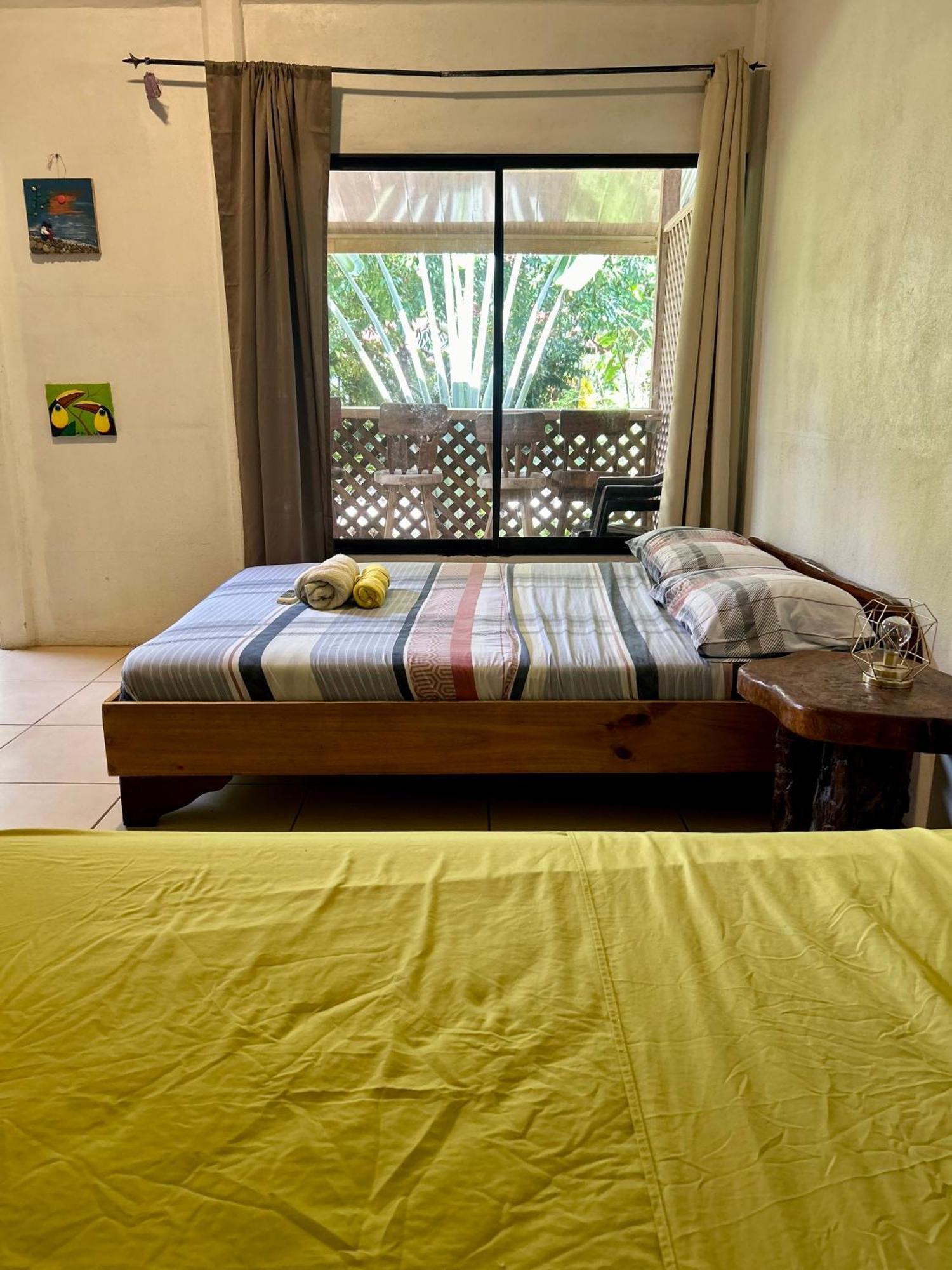 Ballena Oasis Homes & Glamping ウビタ エクステリア 写真