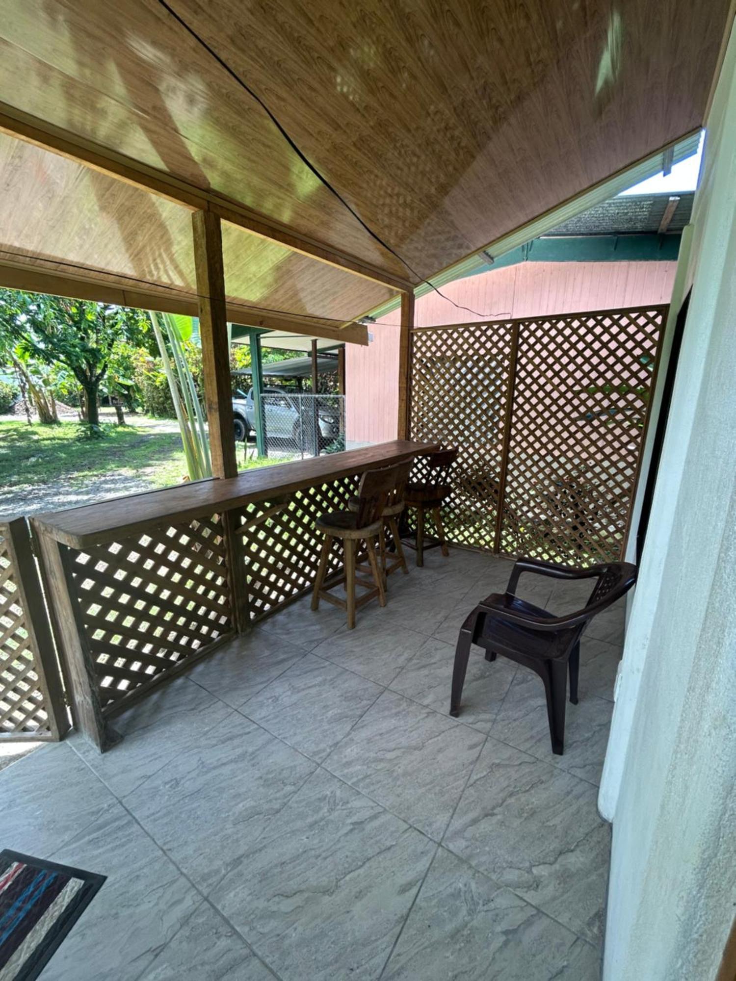 Ballena Oasis Homes & Glamping ウビタ エクステリア 写真