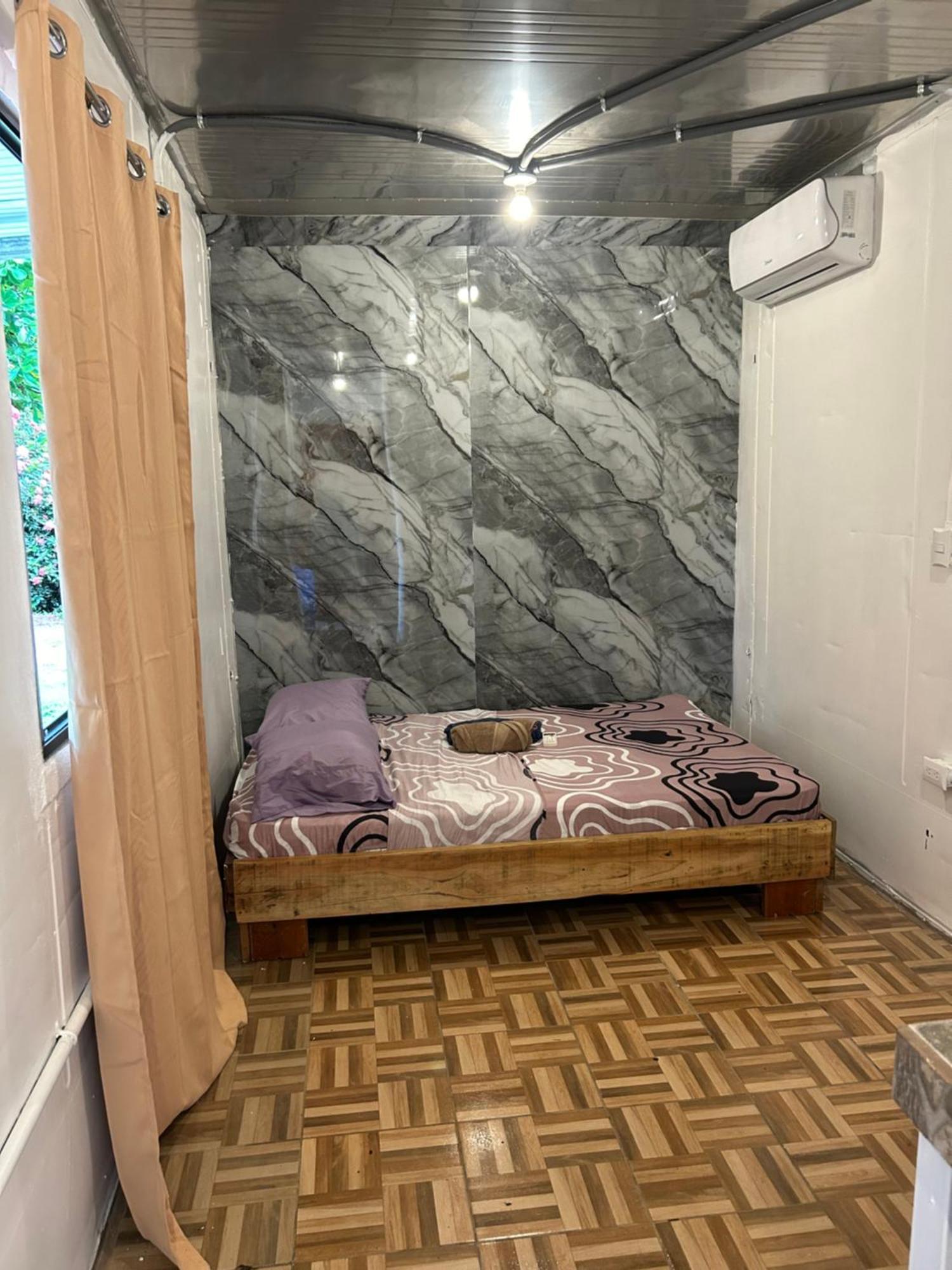 Ballena Oasis Homes & Glamping ウビタ エクステリア 写真